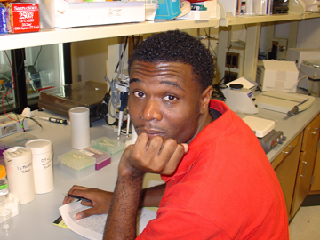 2006 ECSU intern Travis Faulcon